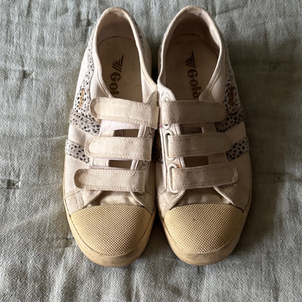 Gola Cream and Tan Leopard Women's Sneakers In great vintage look